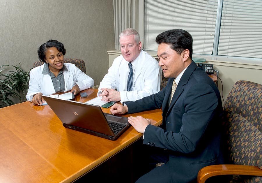 www.Why-Your-Small-Business-Needs-a-Website.com