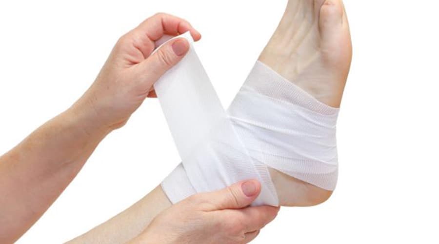 Easing debilitating lymphedema symptoms in an elderly patient using complete decongestive therapy.