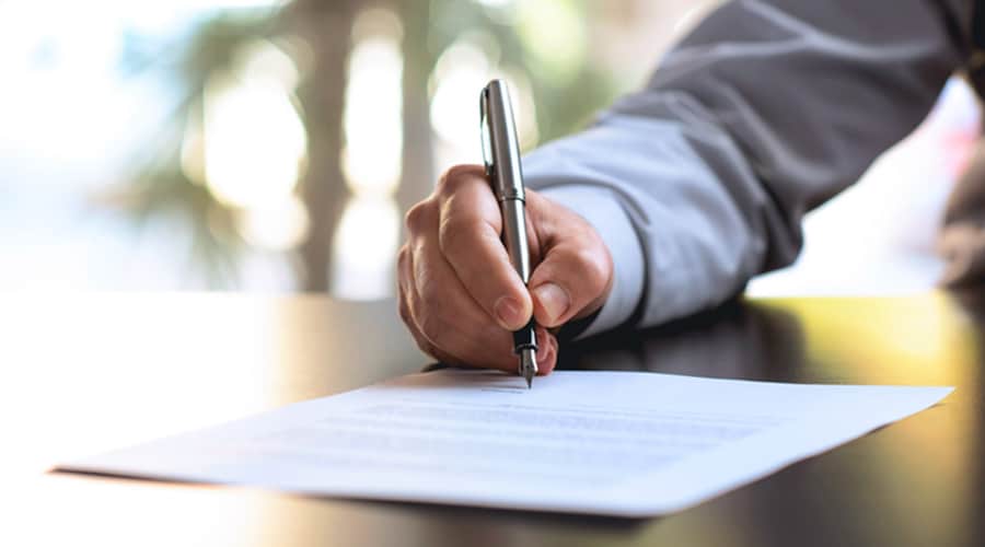 Legal Briefs-Online Employment Contracts