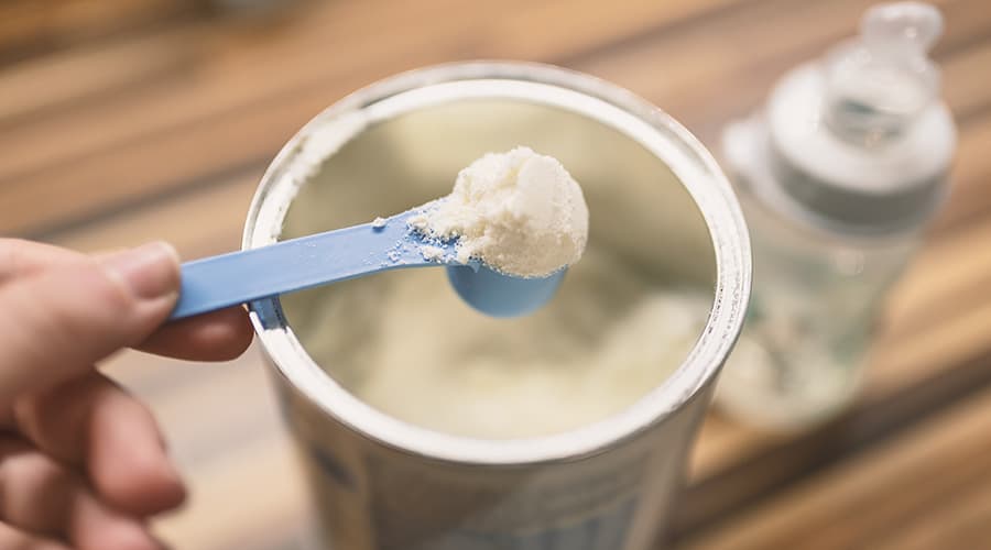 Formula Added to Breast Milk Can Double Risk of Asthma