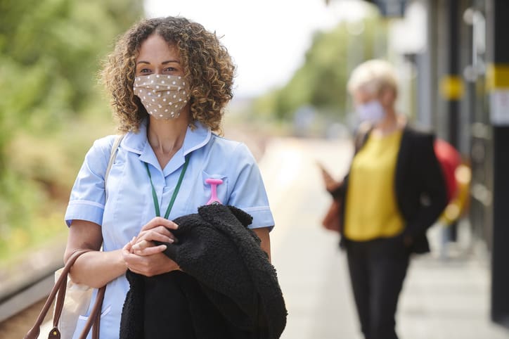 The Pros and Cons of Travel Nursing 