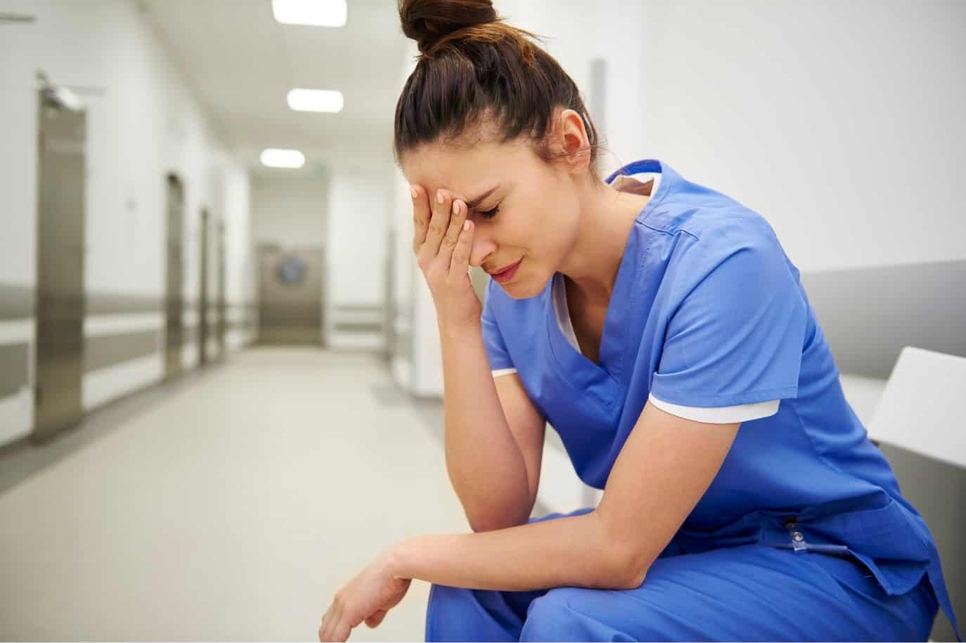 4 Simple Stress-Relieving Exercises for Nurses