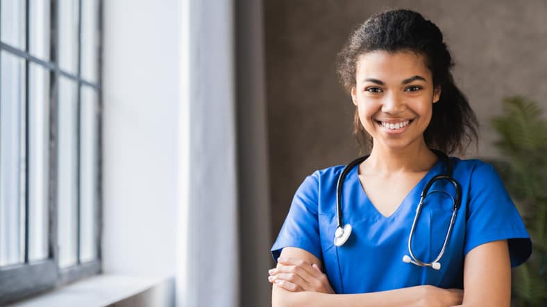 AACN Launches Leadership Skills Program for Nursing, Nurse Anesthetist Earns Federal Award, and More Nursing News