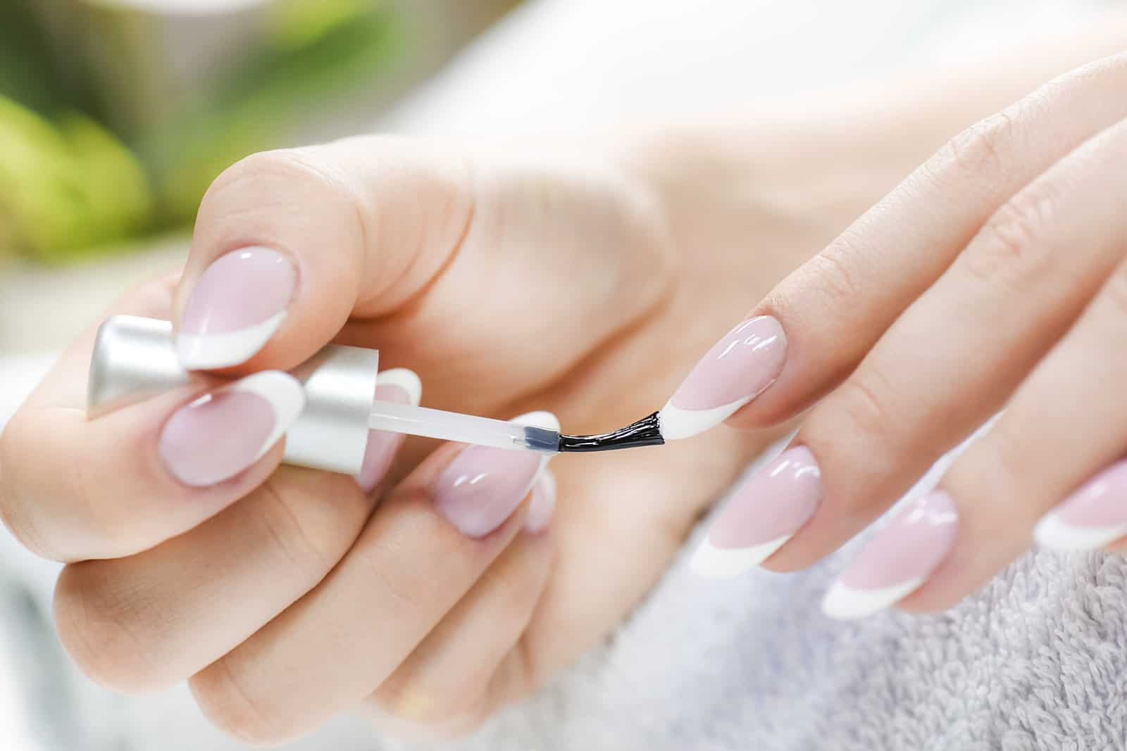 Elevate Client Style with Trendy Nail Designs